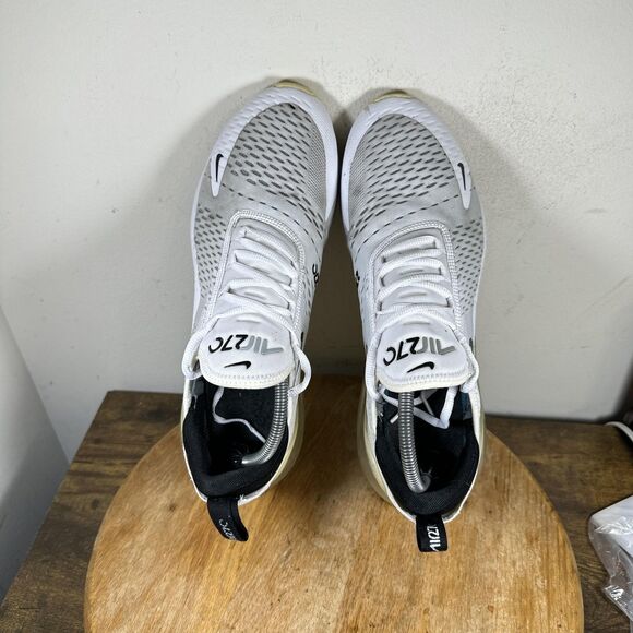 Nike Air Max 270 Shoes Mens Size 11.5 White Black AH8050-100 Running Sneakers - Picture 6 of 9